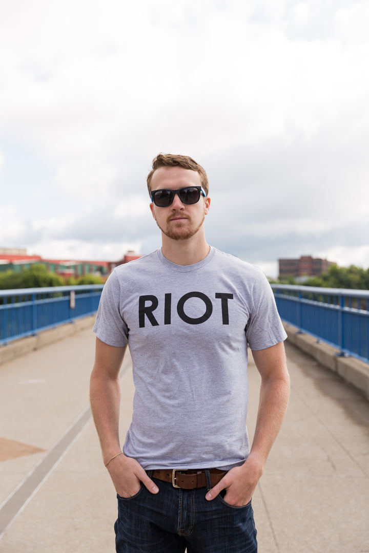 RIOT Men's T Shirt