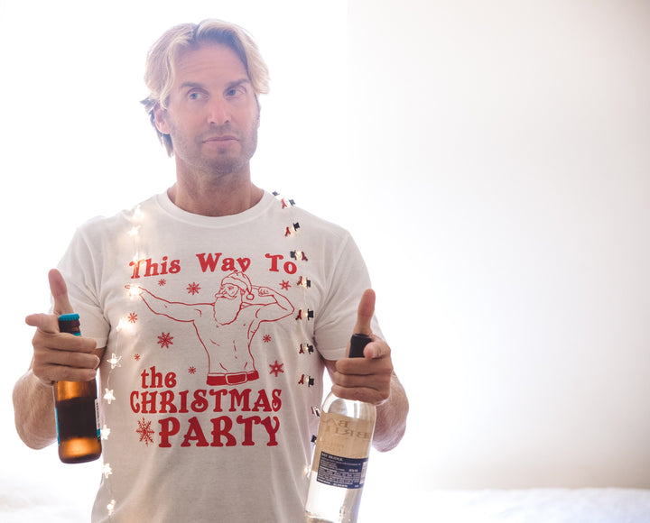 This Way To The Christmas Party Men's T Shirt